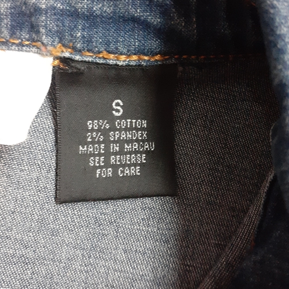 ONE OF A KIND Jean Jacket By Den M - Picture 11 of 14